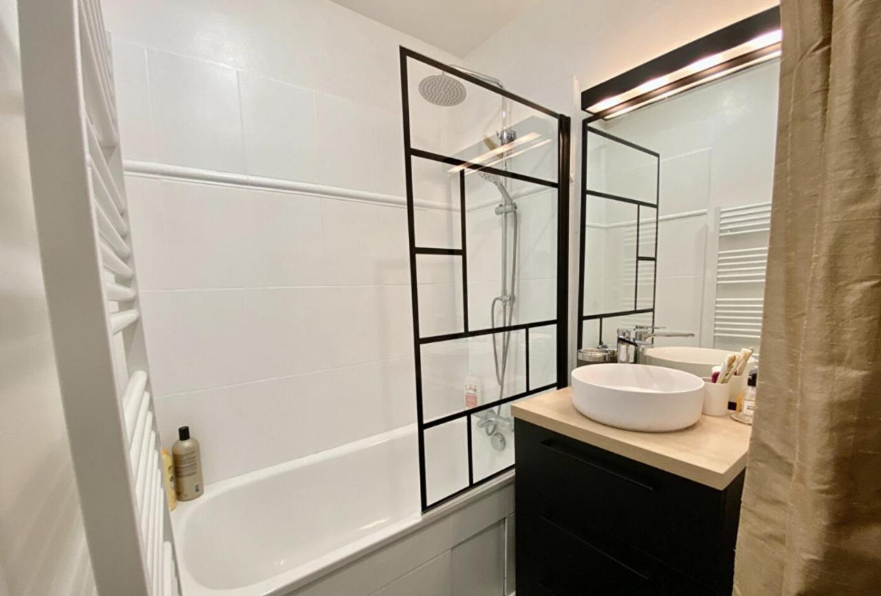 Appartement Design En Plein Coeur De บอร์โด ภายนอก รูปภาพ